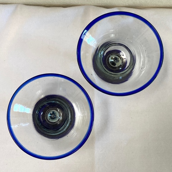 Set Margarita Glasses Cobalt Blue Rim Pedestal Hand Blown Bubble Glass Vtg Wine - Picture 3 of 10